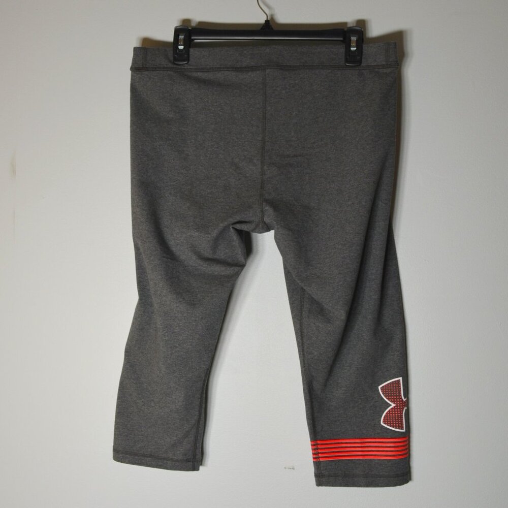Under Armour Athletic Leggings XL Gray Fitted "H" Stripes in Pink 3/4 length
